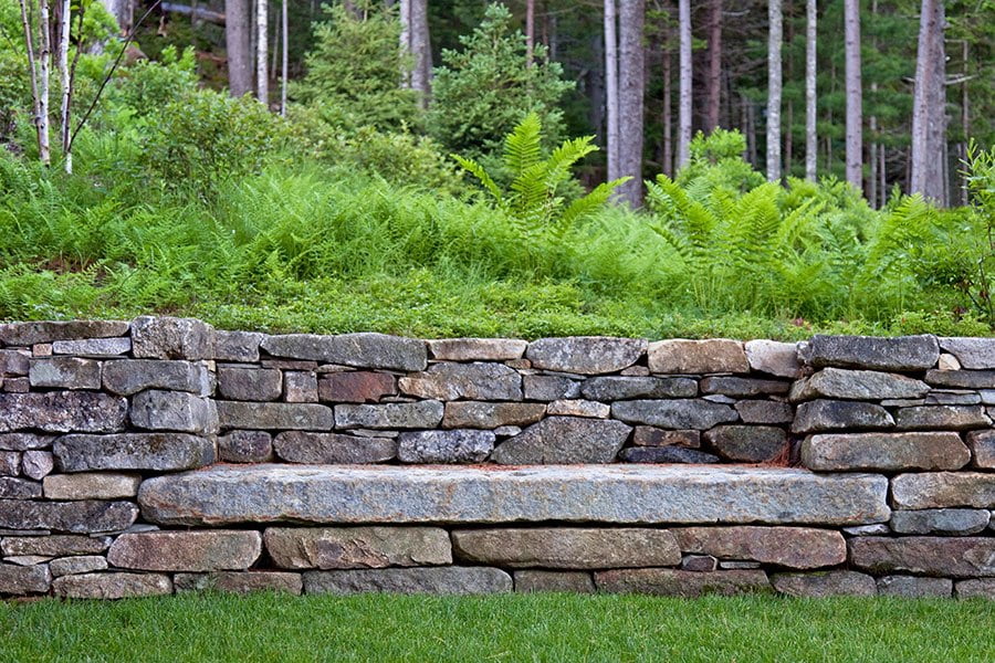 picture of a stone retaining wall